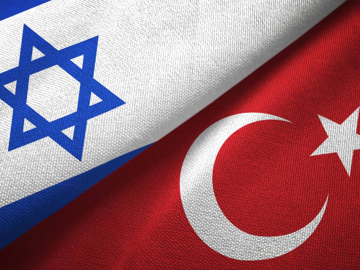 Turquía dijo que ha instado a Israel a dejar de bombardear “puntos concretos” en Siria