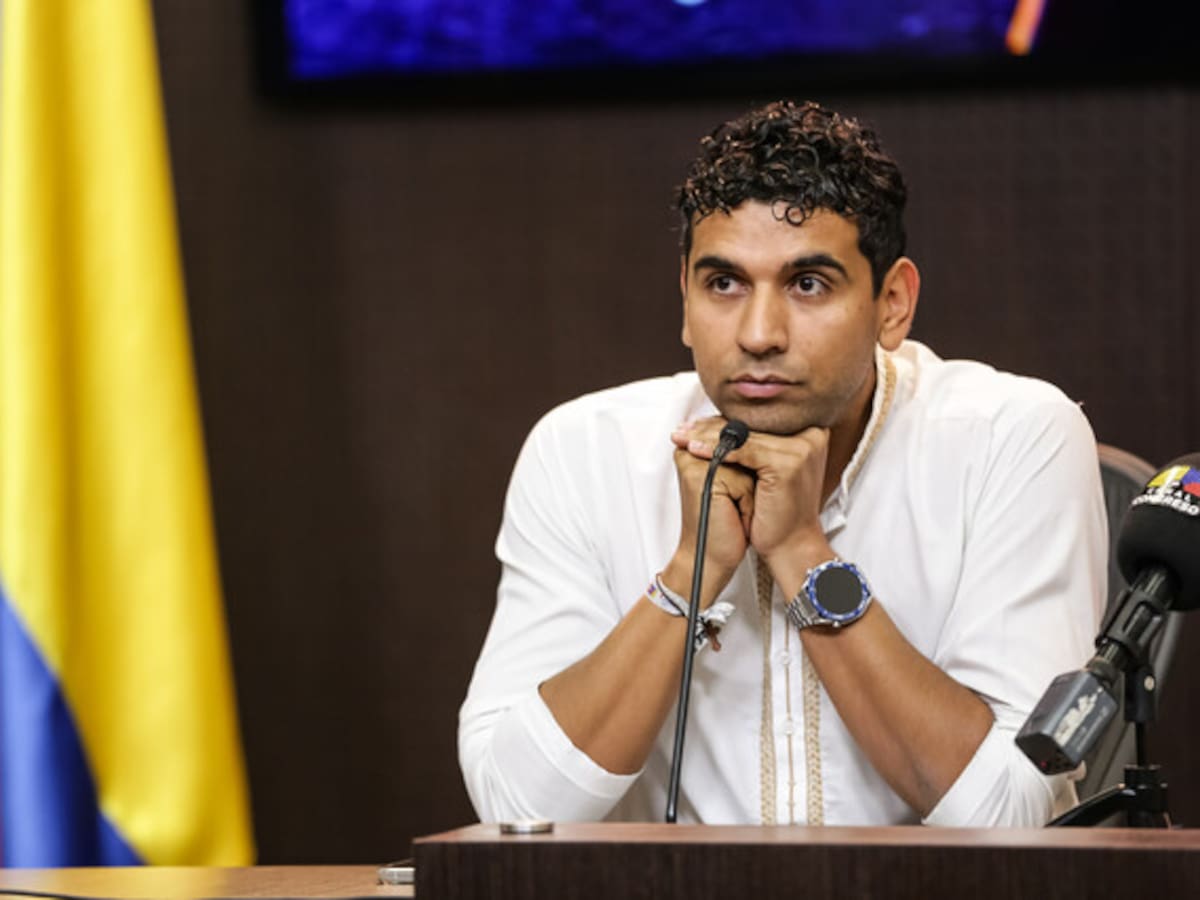 Nuevas pruebas sobre David Racero y sus peticiones clientelistas en el Sena