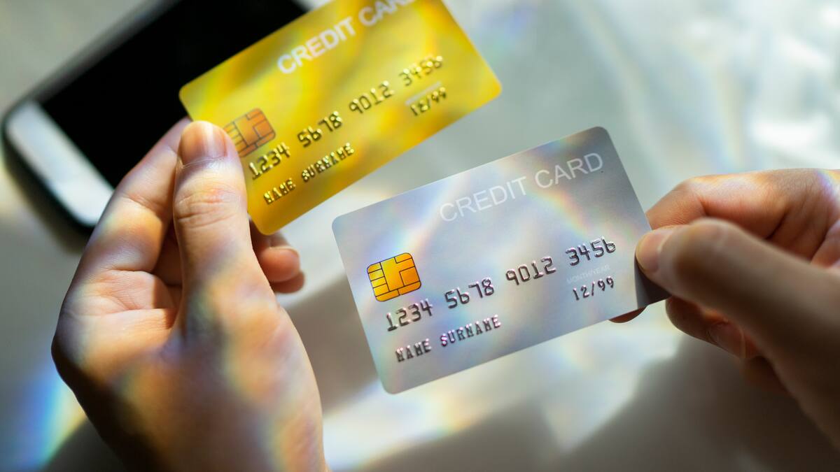 ¿Qué necesita para sacar una tarjeta de crédito por primera vez?
