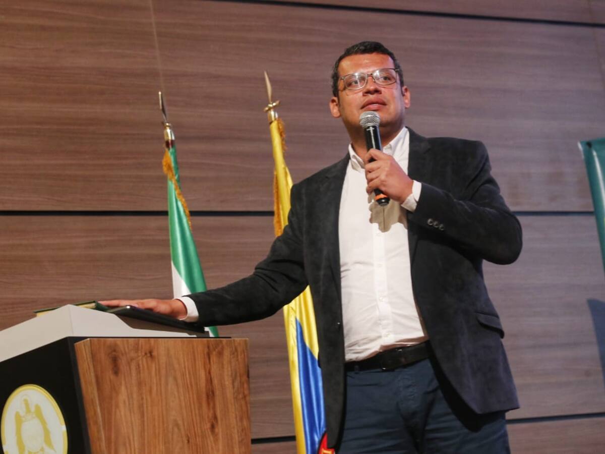 Más de $600.000 millones se han destinado para atender emergencias en vías del país