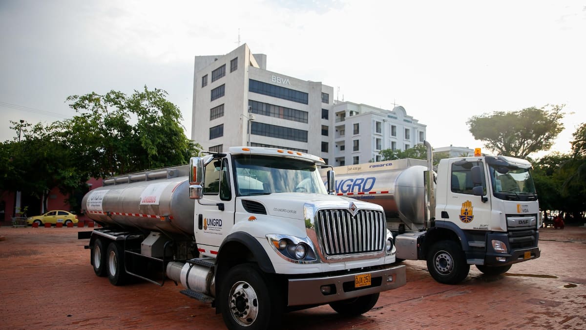 Dos carrotanques de la UNGRD llegan a Santa Marta para distribución de agua potable