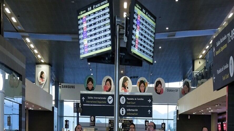 Estudian el tercer caso importado de México  si se relaciona con el viaje de los gerentes.. Foto: Colprensa.