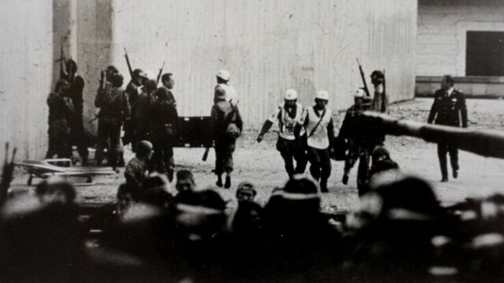 “Solo veíamos gente llevada en camillas”: fotógrafo que cubrió la toma del Palacio de Justicia