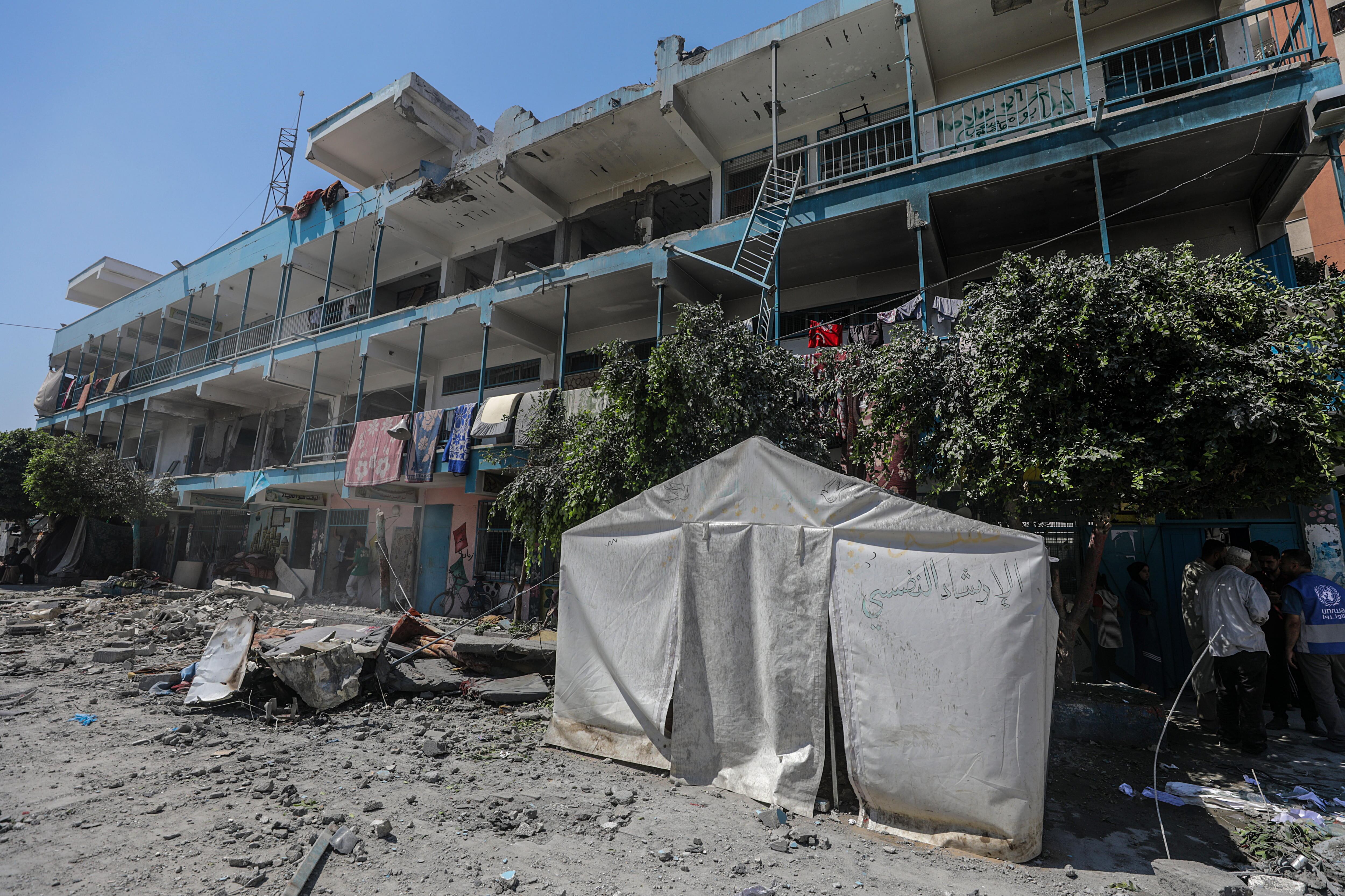 Escuela de la UNRWA en Gaza. Foto: EFE/EPA/MOHAMMED SABER