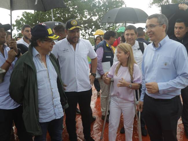Gustavo Petro en el departamento del Atlántico. Foto: Twitter @elsanoguerabaq