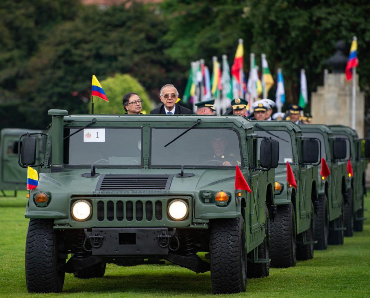 Presidente Gustavo Petro y ministro de Defensa, Iván Velásquez.