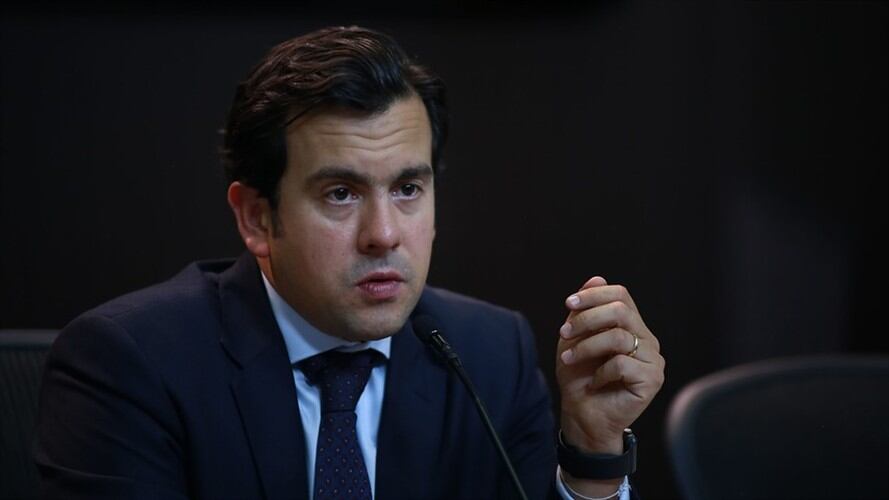 El senador Rodrigo Lara se lanzó como precandidato a la Presidencia de la República por el Nuevo Liberalismo. Foto: Colprensa / PRENSA RODRIGO LARA