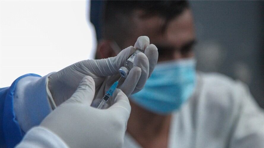 Imagen de referencia de vacunación en Colombia contra el COVID-19. Foto: Colprensa - Camila Díaz