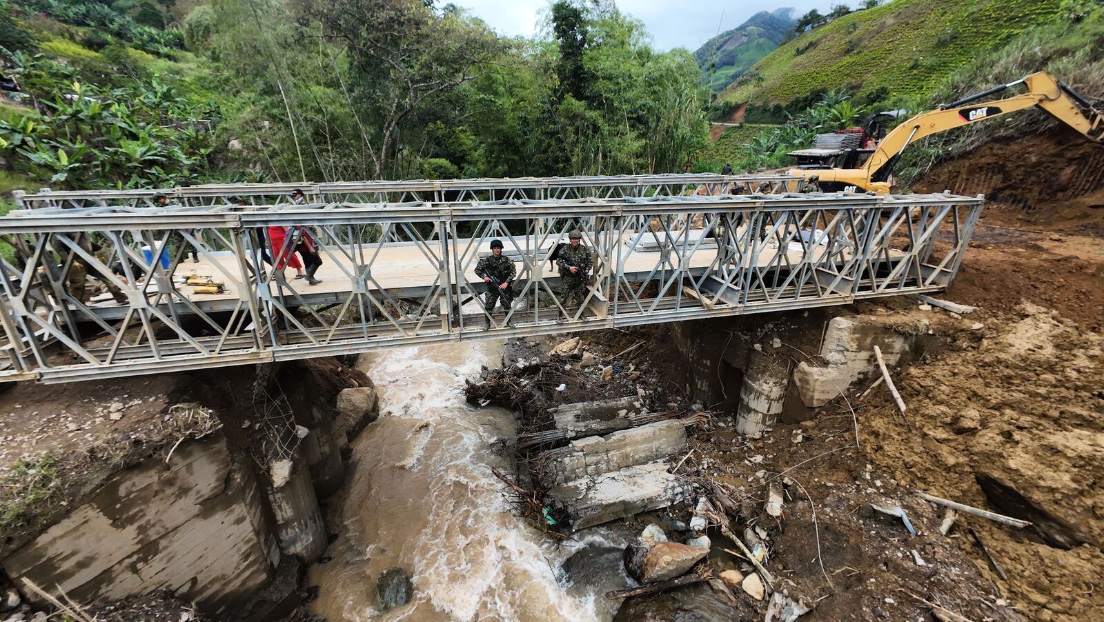 Puente La Esperanza. Foto: Ejército Nacional