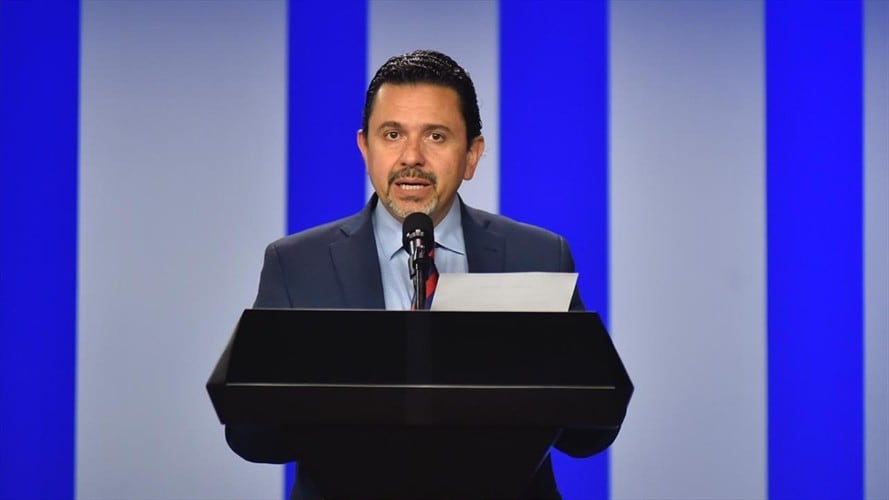Miguel Ceballos explicó que cualquier colombiano es libre de viajar a Cuba, pero que para cualquier contacto con el ELN se necesita la autorización del presidente Iván Duque. Foto: Presidencia