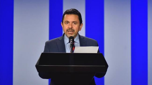 Miguel Ceballos explicó que cualquier colombiano es libre de viajar a Cuba, pero que para cualquier contacto con el ELN se necesita la autorización del presidente Iván Duque. Foto: Presidencia
