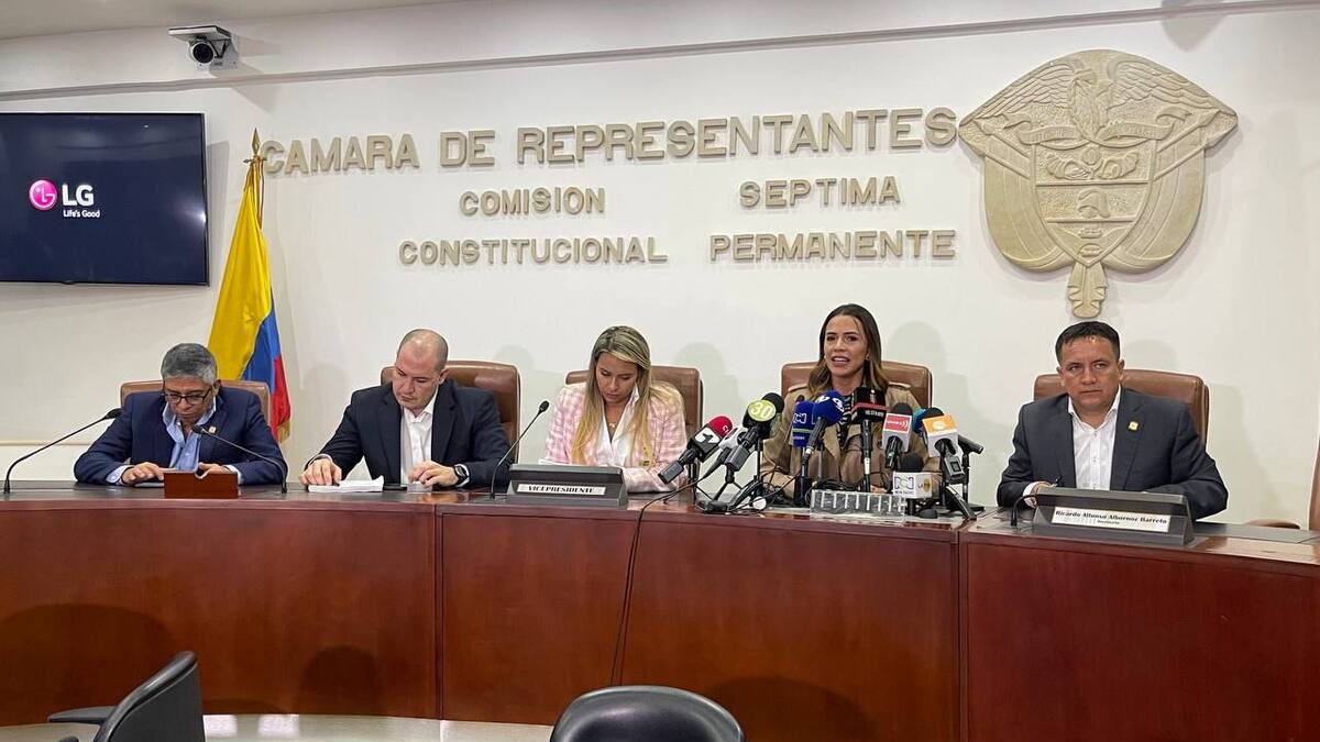 Sin apoyo de liberales y La U, radican ponencia para primer debate de reforma laboral