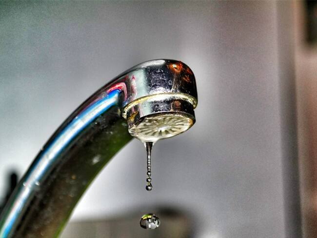 ¿Se están desviando recursos de agua potable en Montelíbano? alcalde responde a denuncia