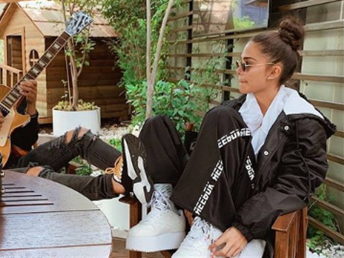 La molestia de Greeicy Rendón y Mike Bahía por su retención injustificada en Perú