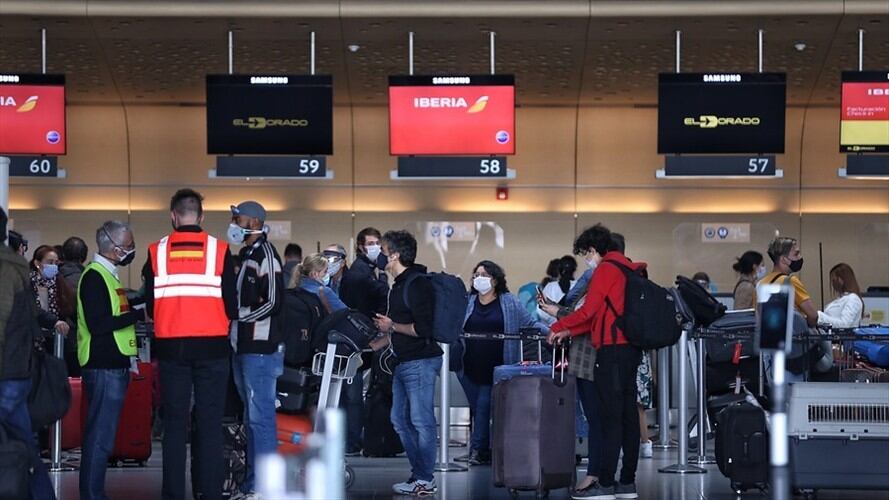 Se buscará que la corrección de nombres y apellidos en los tiquetes no tengan costo y que las mascotas de apoyo emocional viajen gratis.. Foto: Colprensa