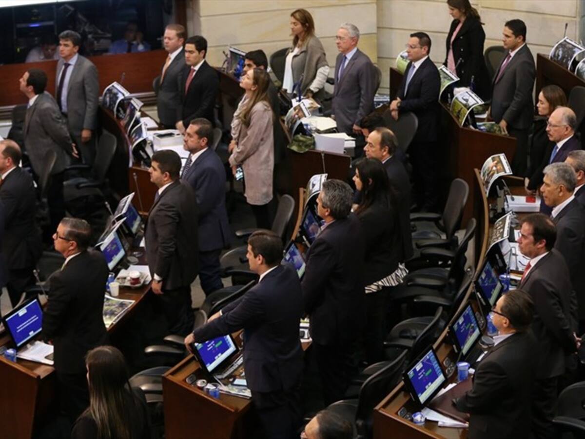 No entiendo por qué el proyecto anticorrupción no está en primer lugar: senador Cotrino