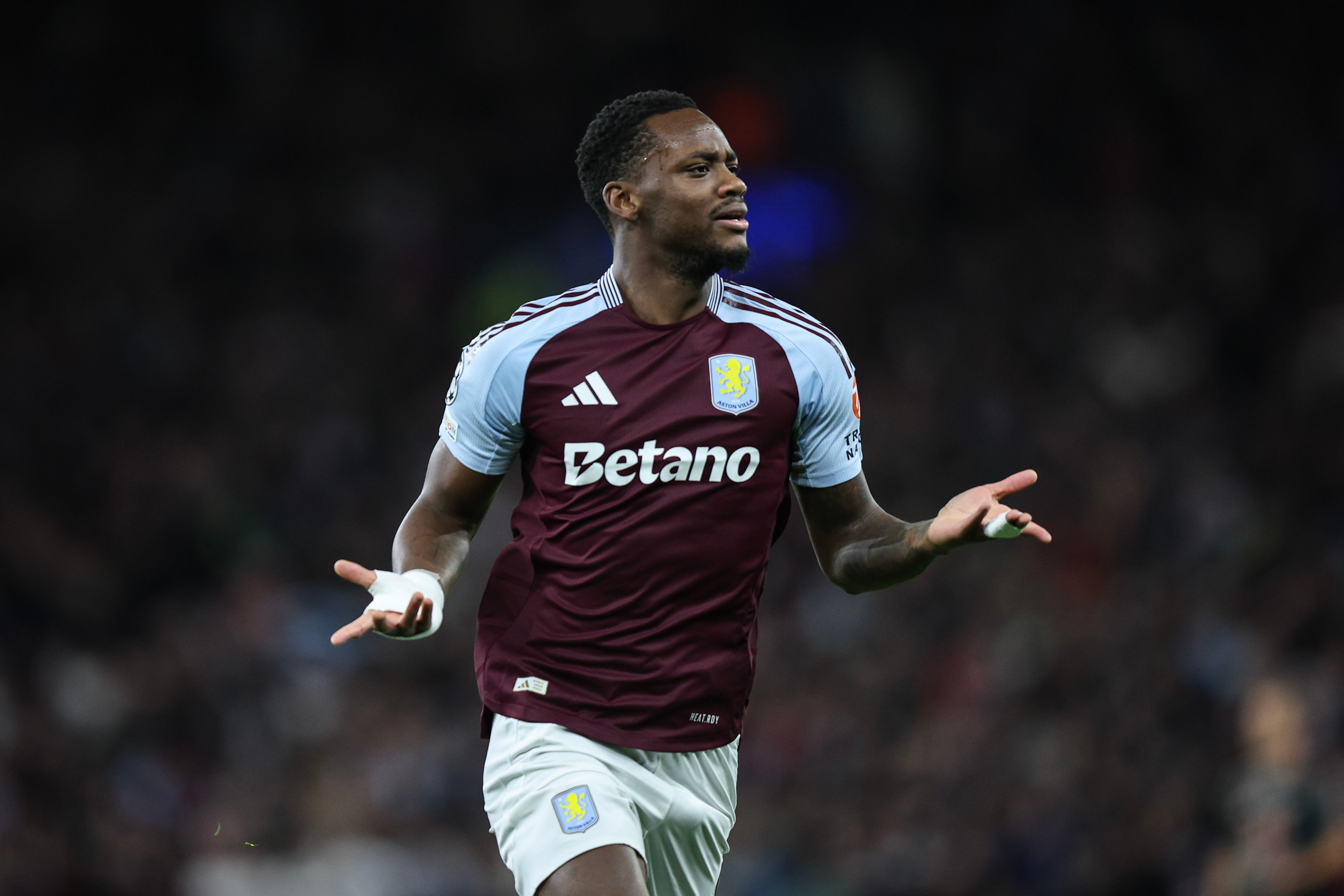 Jhon Jader DUrán celebra su golazo contra el Bayern Múnich. (Photo by James Baylis - AMA/Getty Images)