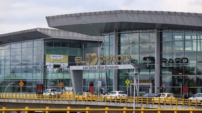 Hombre que llevaba droga se habría quitado la vida al ser descubierto. Foto: Colprensa