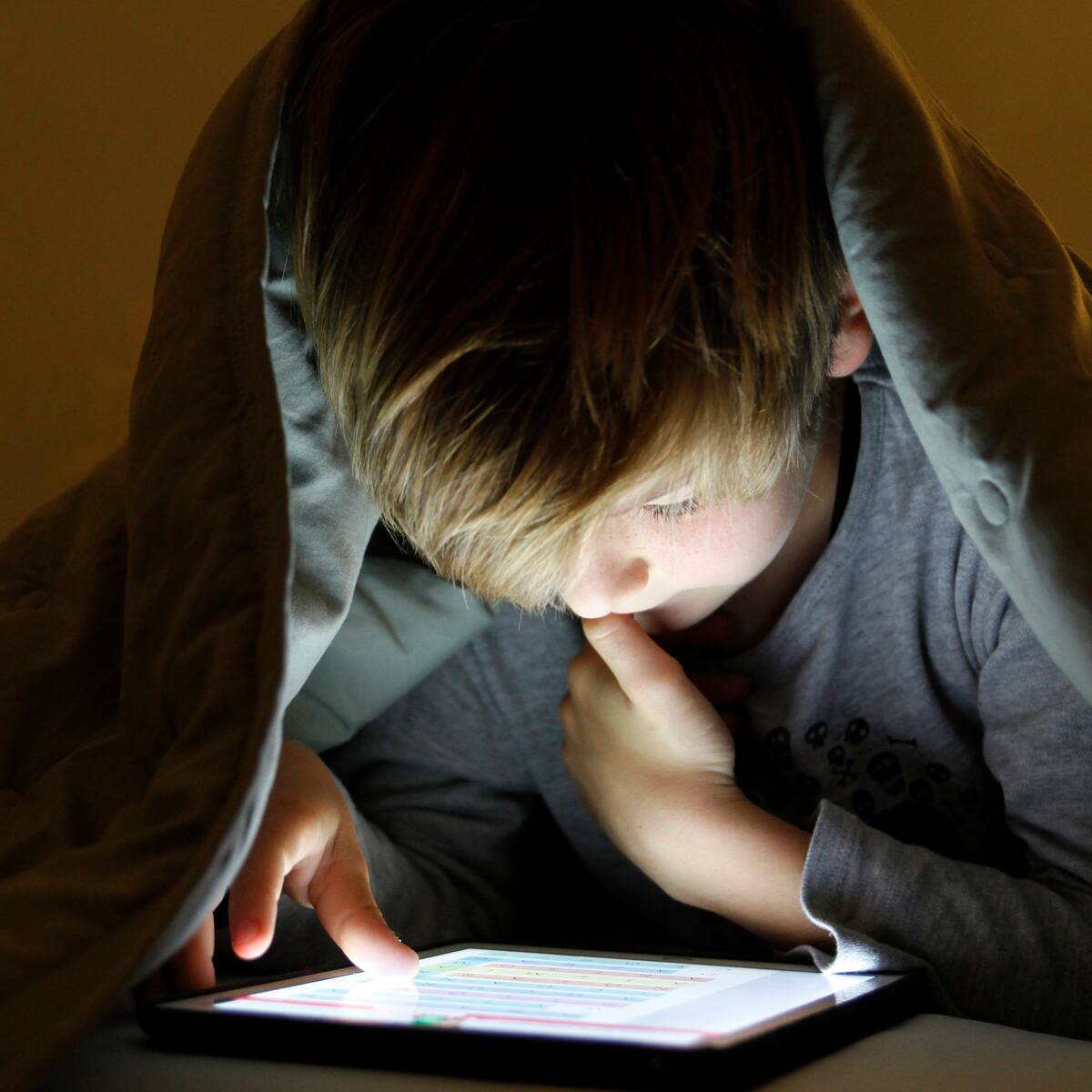 ¿Cómo hago para saber qué hacen mis hijos en el celular? Siga este paso a paso