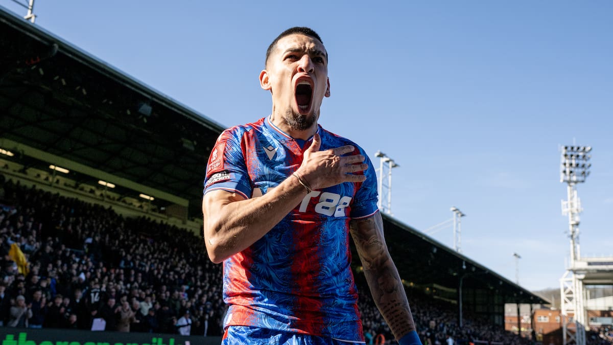 Video: golazo de Daniel Muñoz para la victoria del Crystal Palace ante Brighton