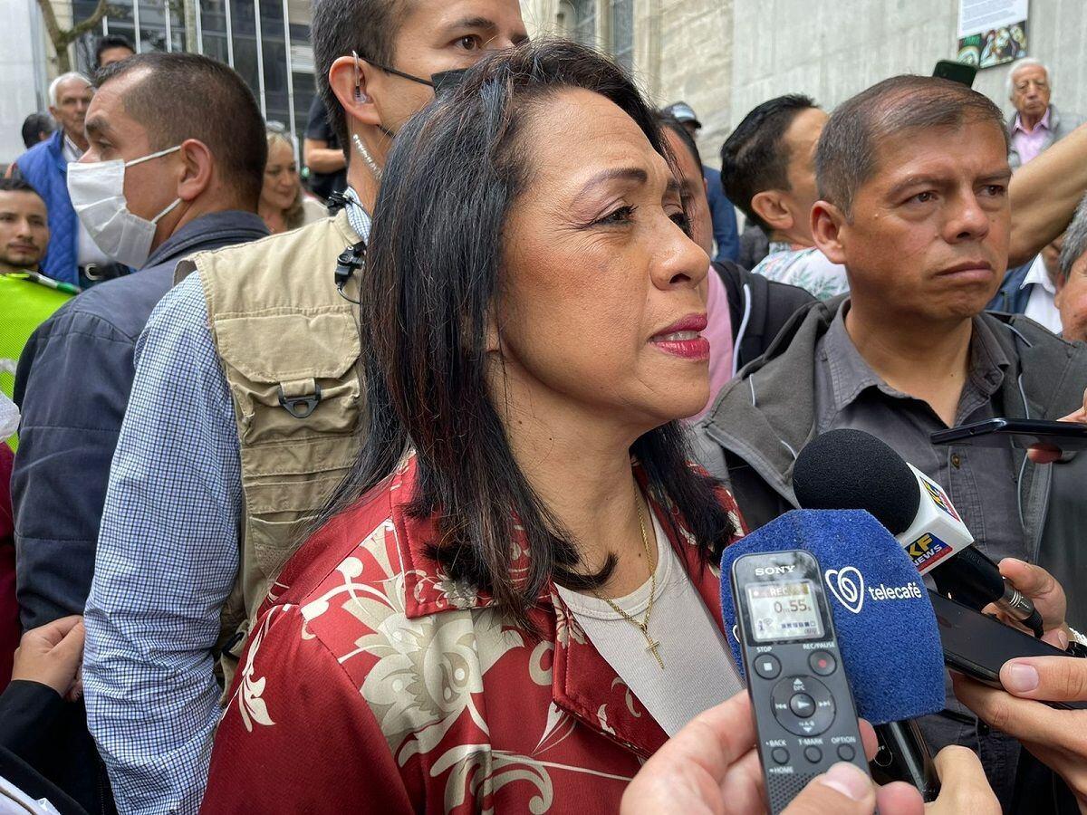 La fórmula vicepresidencial de Rodolfo Hernández, visitó Manizales. Crédito: Mario Escobar Valencia.