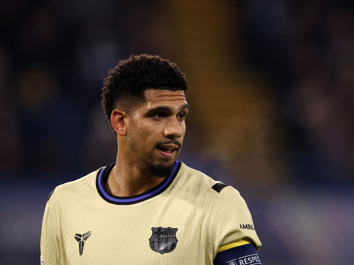 Ronald Araujo le pidió un tiempo al Barcelona para recuperarse anímicamente