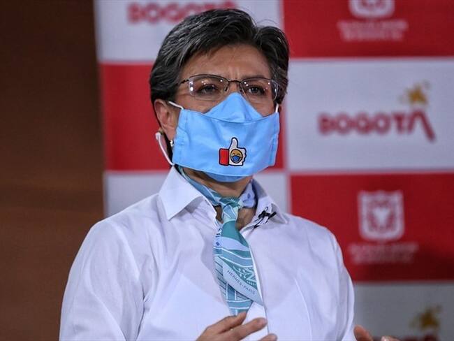 La alcaldesa de Bogotá, Claudia López, aseguró que no habrá toque de queda el próximo 31 de octubre cuando se celebra el Halloween. Foto: Colprensa / CAMILA DÍAZ