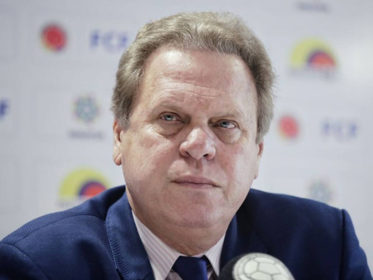 Mientras Jesurún está en Francia por Olímpicos, Dimayor analizará su futuro en Colombia