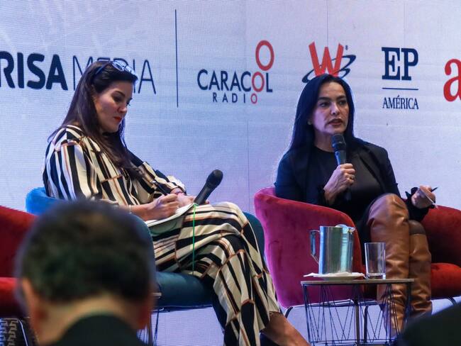 Luz María Zapata, presidenta de Asocapitales en Visión Colombia 2024 de Prisa Media.