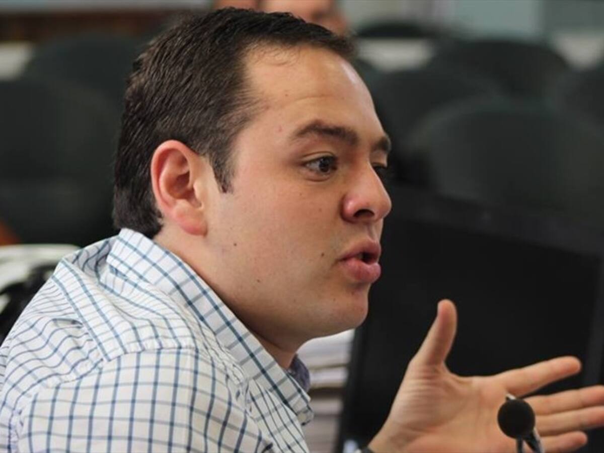 Ratifican orden de arresto en contra del concejal Carlos Mario Marín