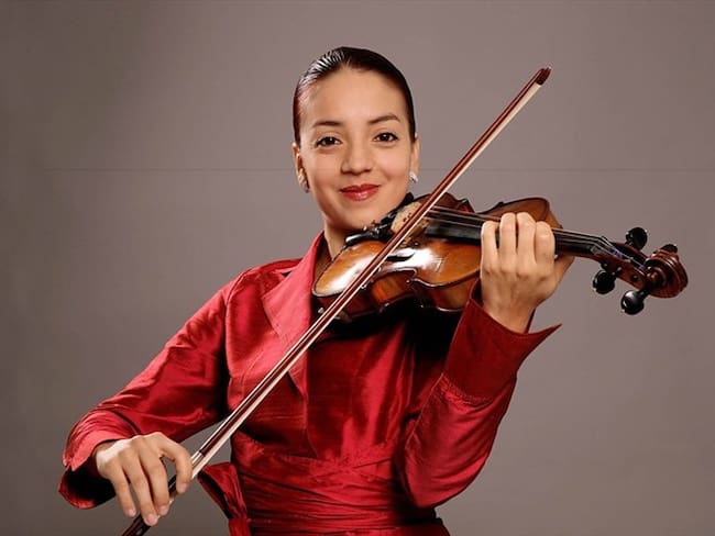 La inspiradora historia de la violinista colombiana Angélica Gámez