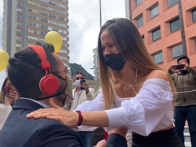 La complicidad de La W en la pedida de mano a una de sus periodistas