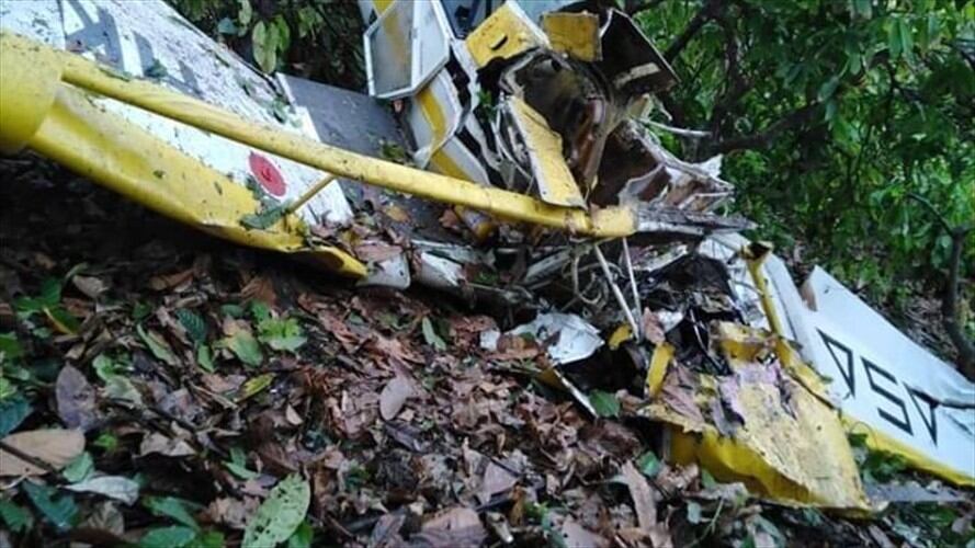 El piloto, identificado como Jorge Oñate, resultó con fracturas en su cuerpo. Foto: Cortesía