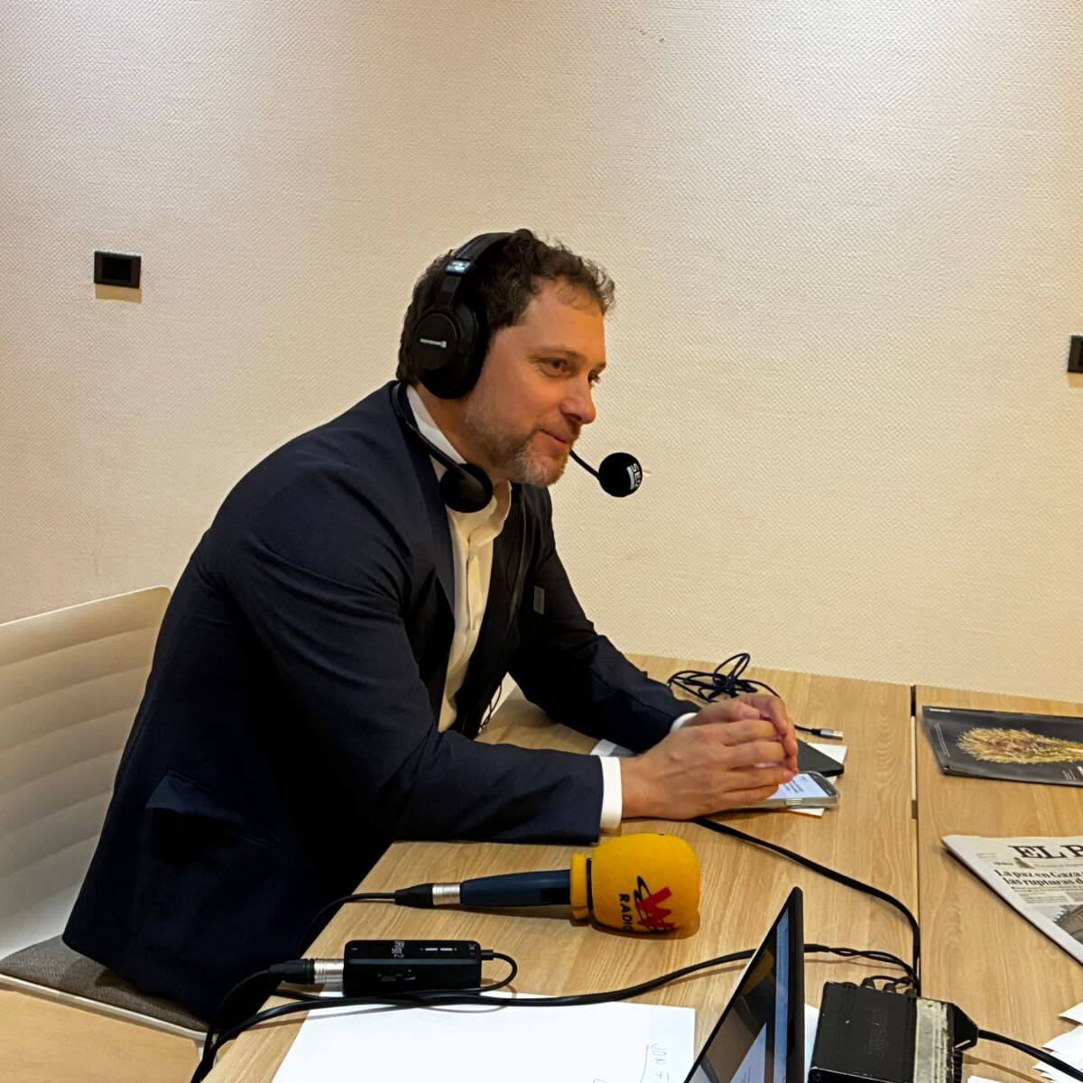 “Contraproducente para Estados Unidos”: exconsejero de EE.UU. sobre medidas de Trump contra Colombia