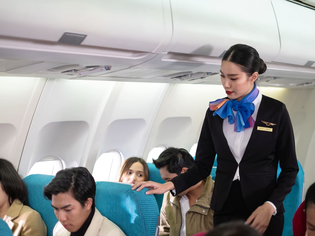 Auxiliares de vuelo preocupados ante incremento de agresiones de pasajeros en su contra