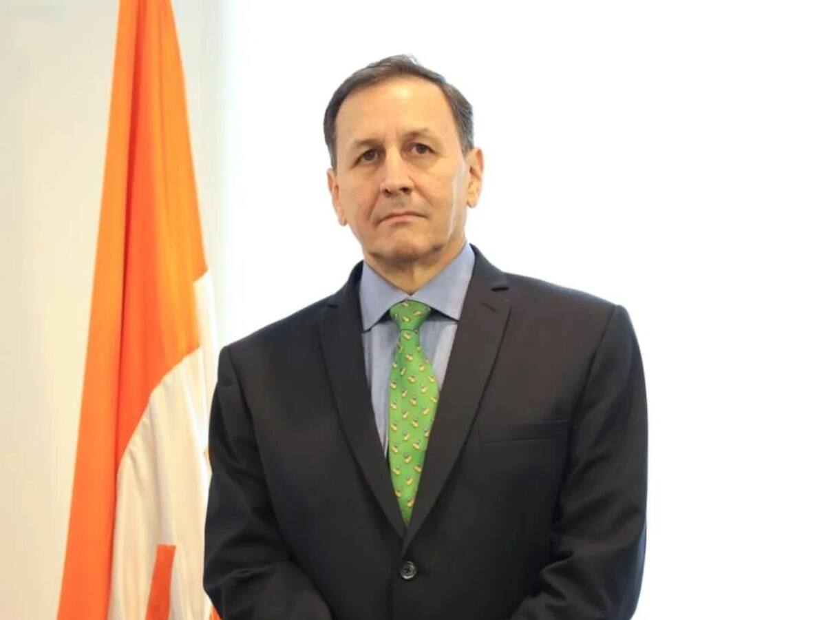 Director del Invías critica ‘pliegos tipo’: “era mejor como se contrataba antes”