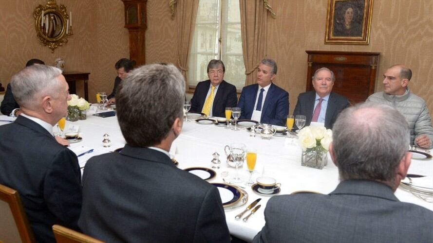 El encuentro del presidente Iván Duque con el secretario de Defensa de EE.UU. duró cerca de dos horas en la Casa de Nariño. Foto: Casa de Nariño