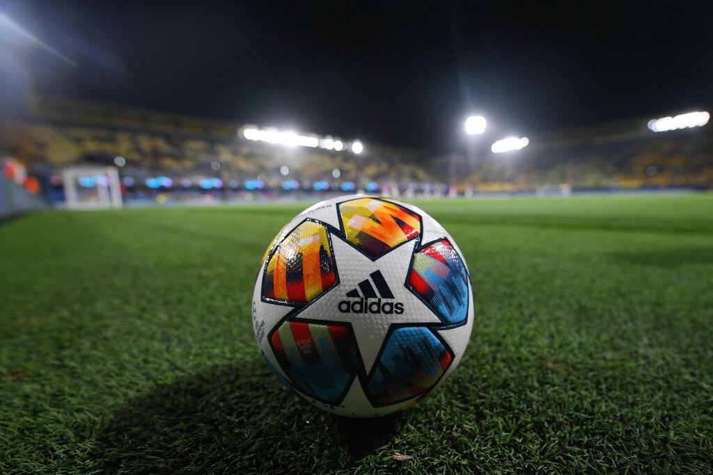 Adidas suspendió su patrocinio al fútbol de Rusia. Foto: Getty Images