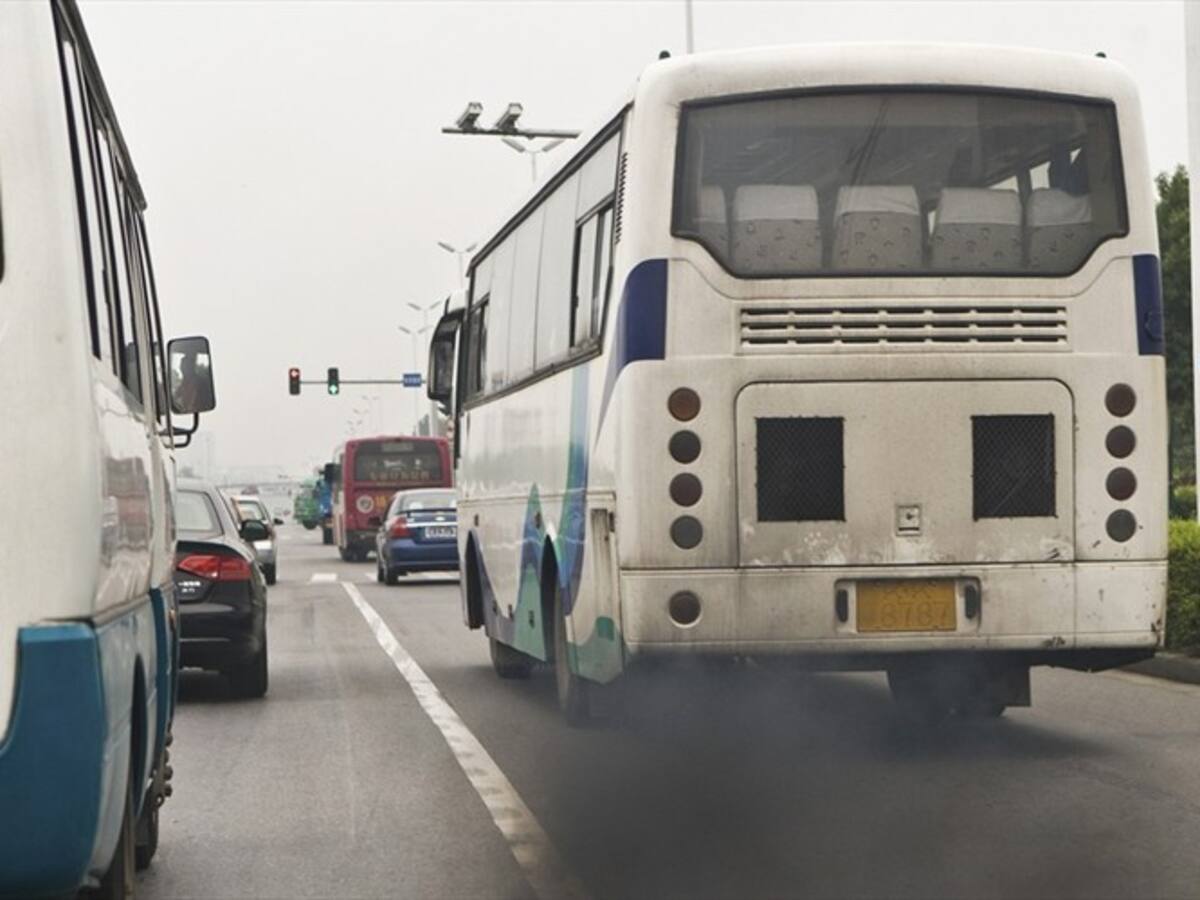 No más vehículos "chimenea": así podrá reportarlos ante las autoridades