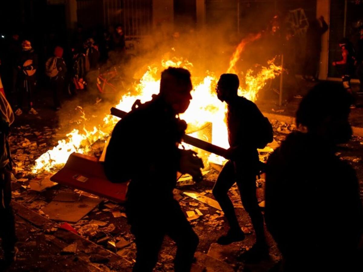 Continúan las protestas en todo el país en contra del abuso policial