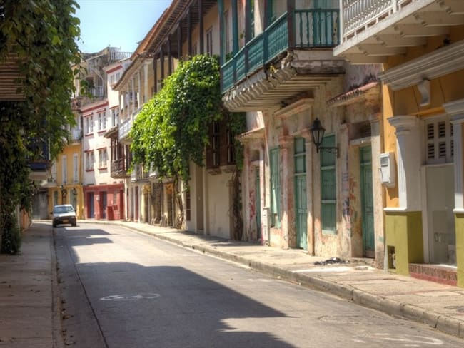 Autoridades responden sobre acumulación de cadáveres en centros médicos de Cartagena