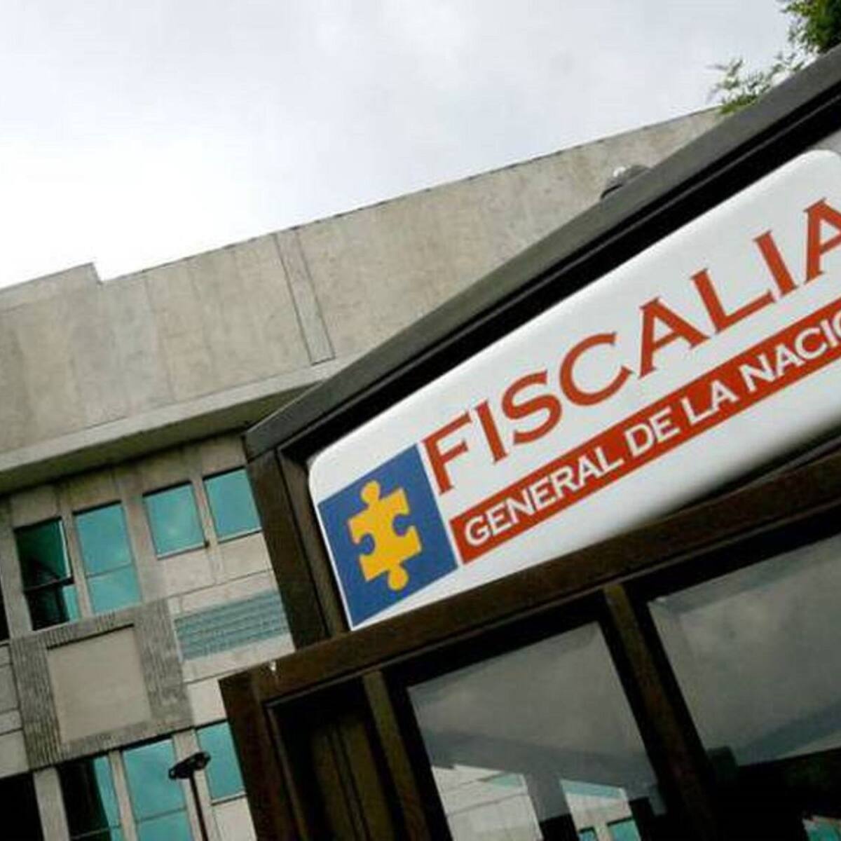 Fiscalía imputa captación masiva y habitual de dinero al concejal Pablo Santiago