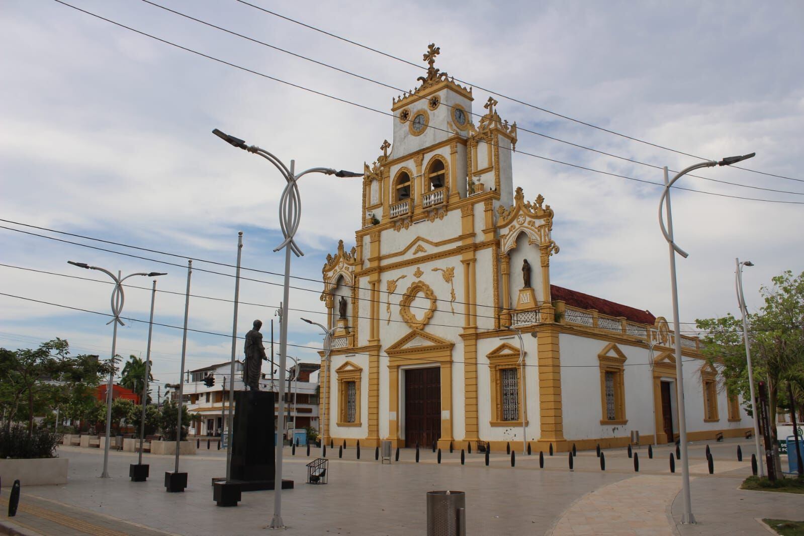 Declaran tres días de duelo en Lorica por muerte del cirujano Edwin Arrieta en Tailandia. Foto: prensa Alcaldía de Lorica.