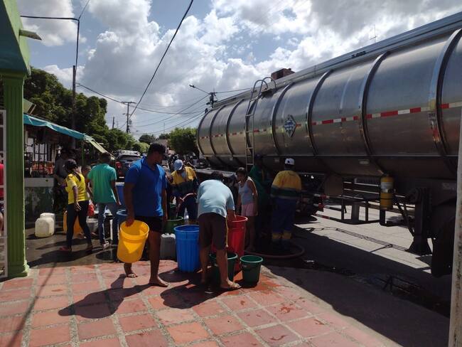 Con siete carrotanques atienden falta de agua potable en San Antero. Foto: cortesía comunidad San Antero.