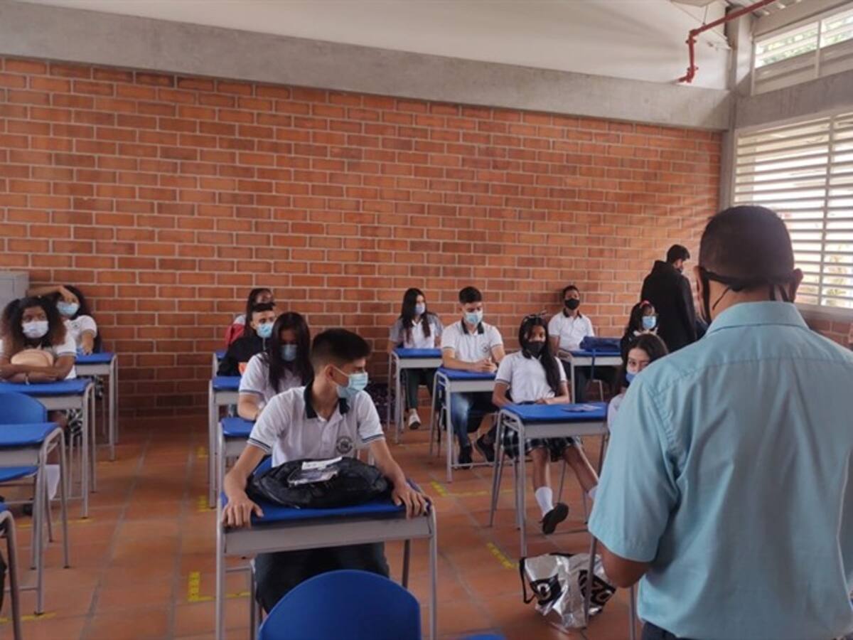 Juez falla a favor de la Alcaldía de Cali y ordena el regreso a clases