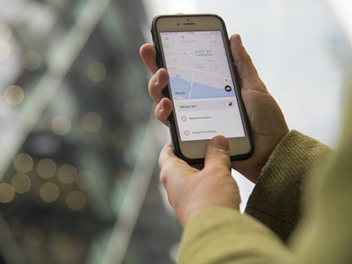 Gobierno no descarta presentar su propio proyecto para reglamentar las plataformas de transporte