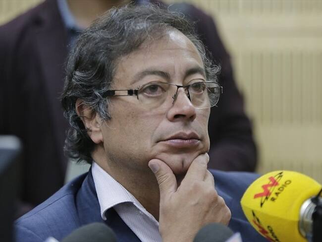 Gustavo Petro aseguró que "será una lista con mayoría femenina, representará la diversidad nacional, étnica, cultural y regional y será abierta con voto preferente". Foto: Colprensa / ÁLVARO TAVERA