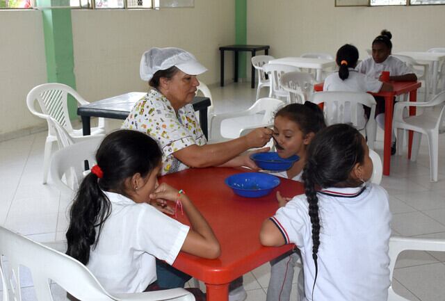 Más de 9.000 niños indígenas están sin alimentación escolar en Córdoba. Colprensa