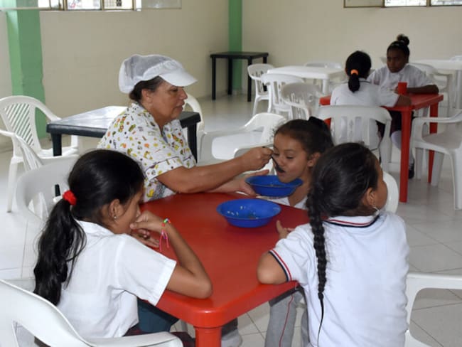 Más de 9.000 niños indígenas están sin alimentación escolar en Córdoba