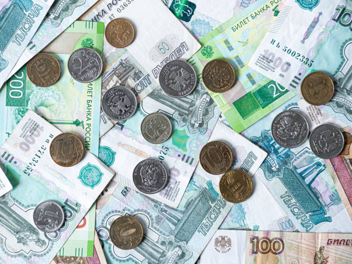 Rusia adopta una lista de países “hostiles” a los que se reembolsará en la moneda rusa